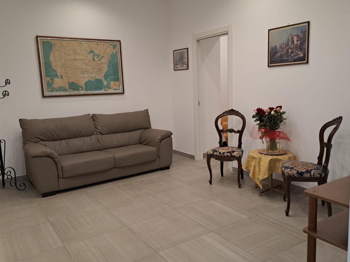 Lilibet Apartment Palermo Szoba fotó